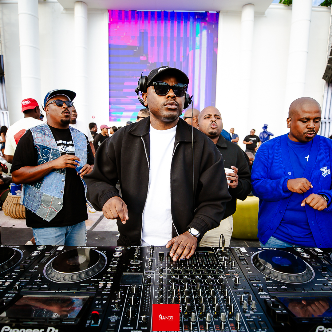 Guest performance visual